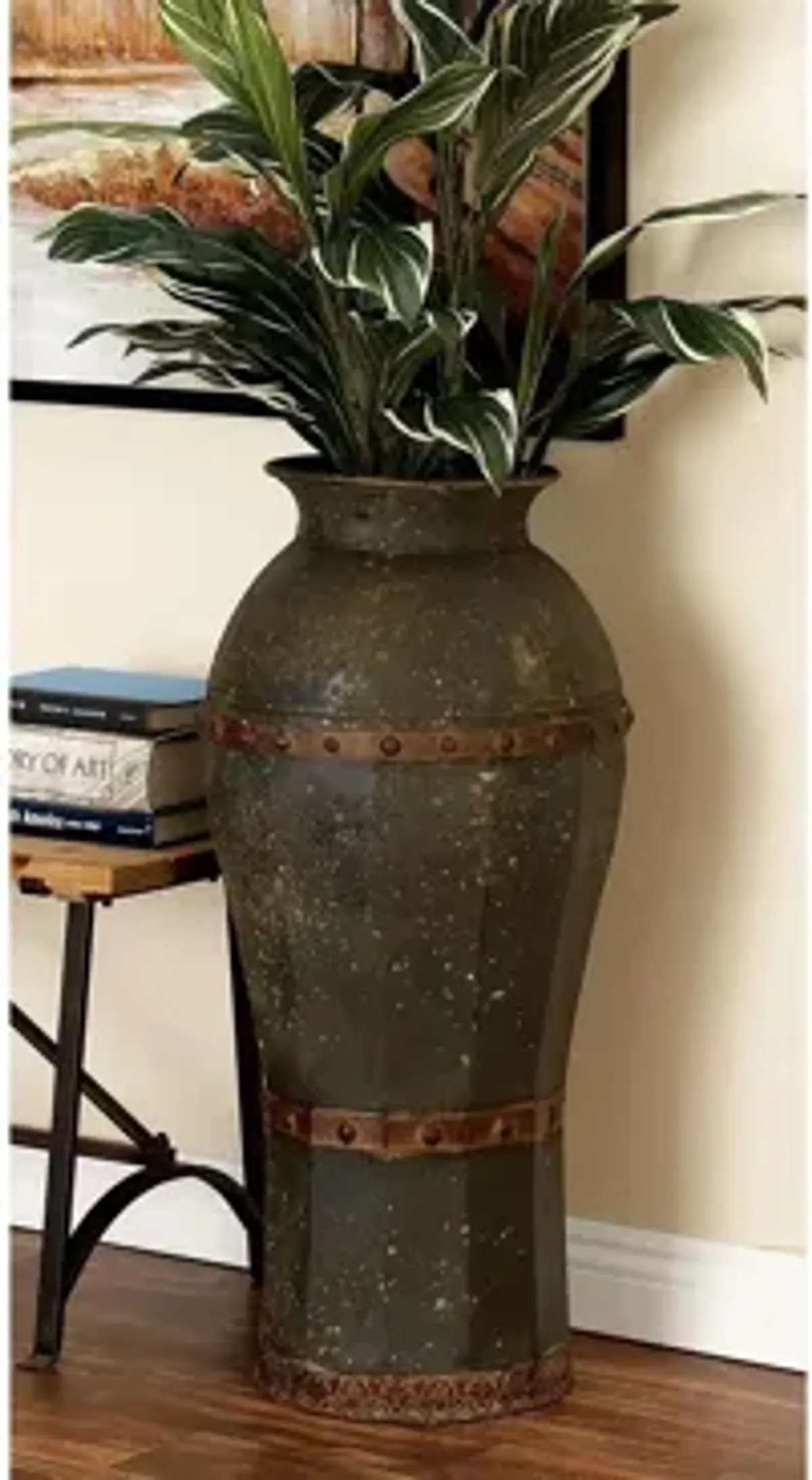 Ivy Collection Winterbourne Vase Set of 3