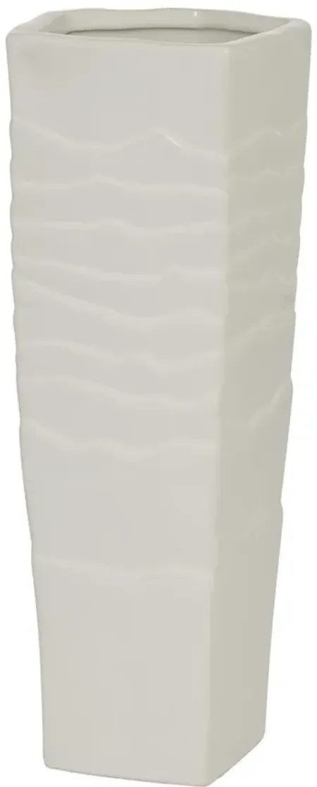 Ivy Collection Geppeddo Vase in White by UMA Enterprises