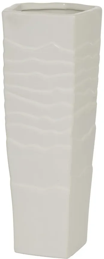 Ivy Collection Geppeddo Vase in White by UMA Enterprises