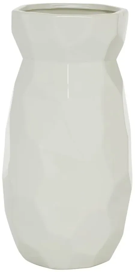 Ivy Collection Naofumi Vase in White by UMA Enterprises
