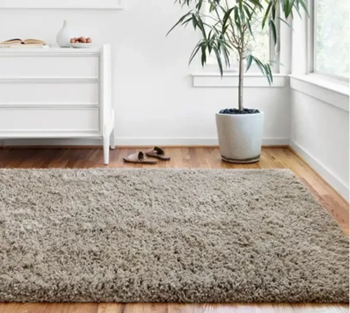 Mila Area Rug