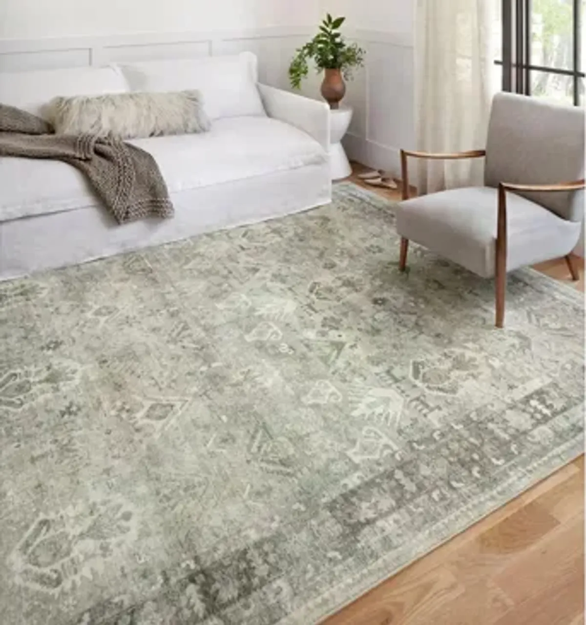 Rosette Accent Rug