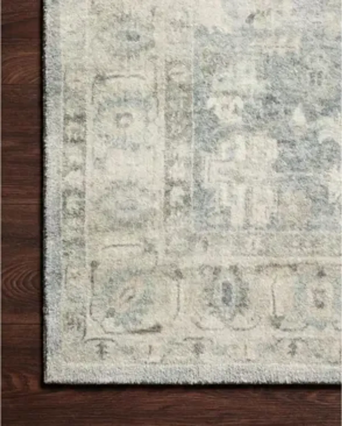 Rosette Accent Rug