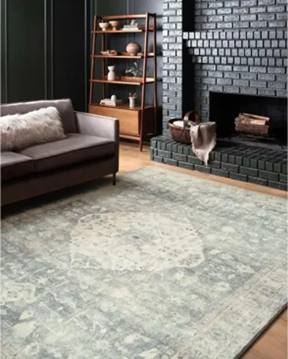 Rosette Accent Rug