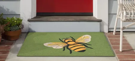 Frontporch Bee Indoor/Outdoor Rug in Green by Trans-Ocean Import Co Inc