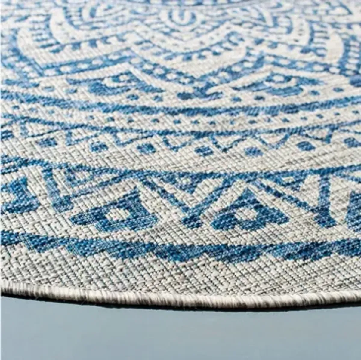 Courtyard Mandala Indoor/Outdoor Area Rug Round