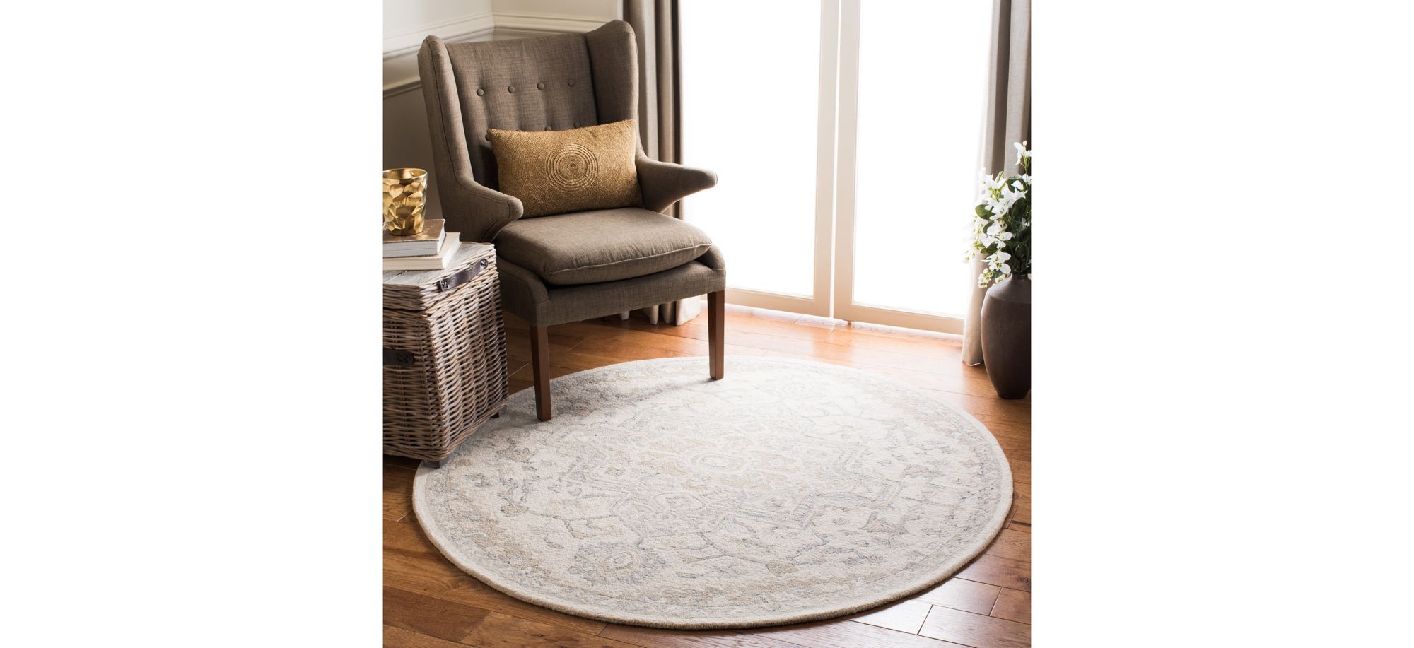 MC Area Rug in Ivory & Beige by Safavieh