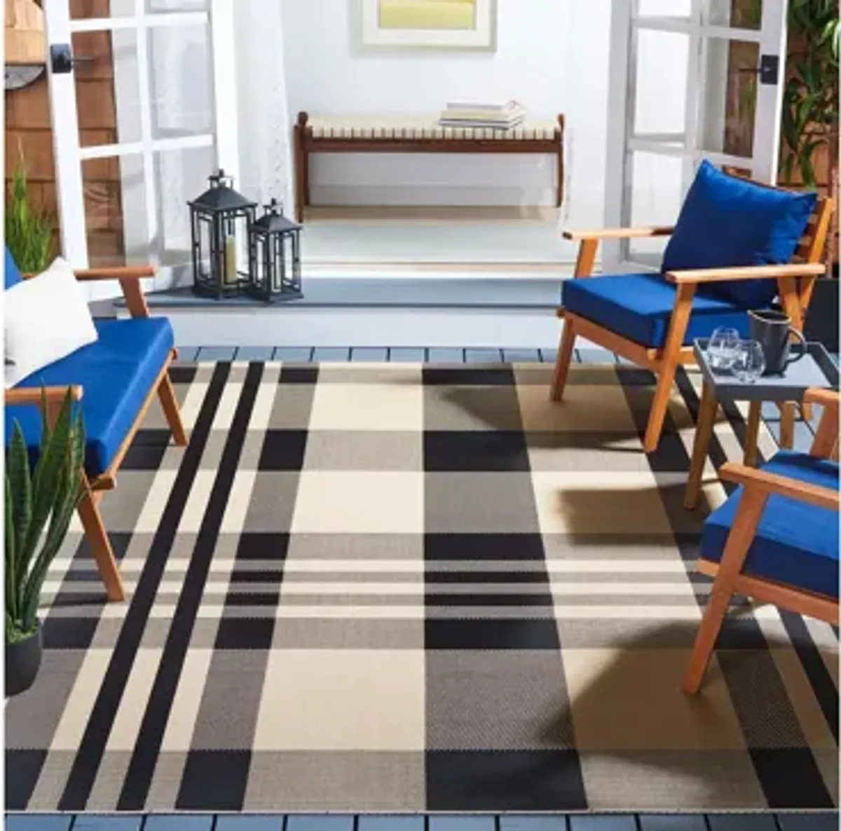 Courtyard Plaid Indoor/Outdoor Area Rug