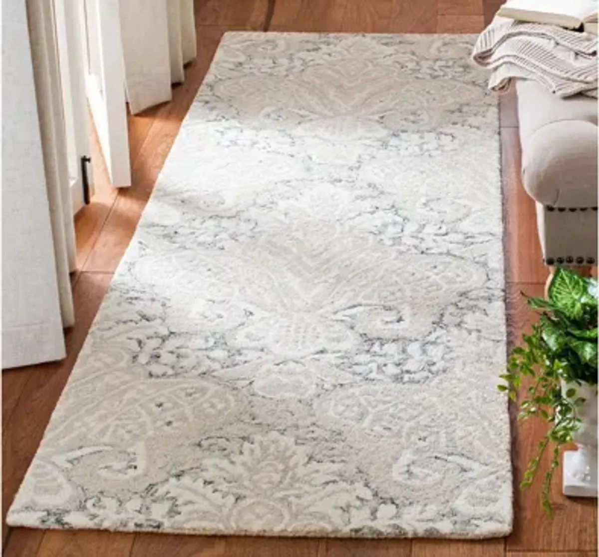 Nyneave Runner Rug