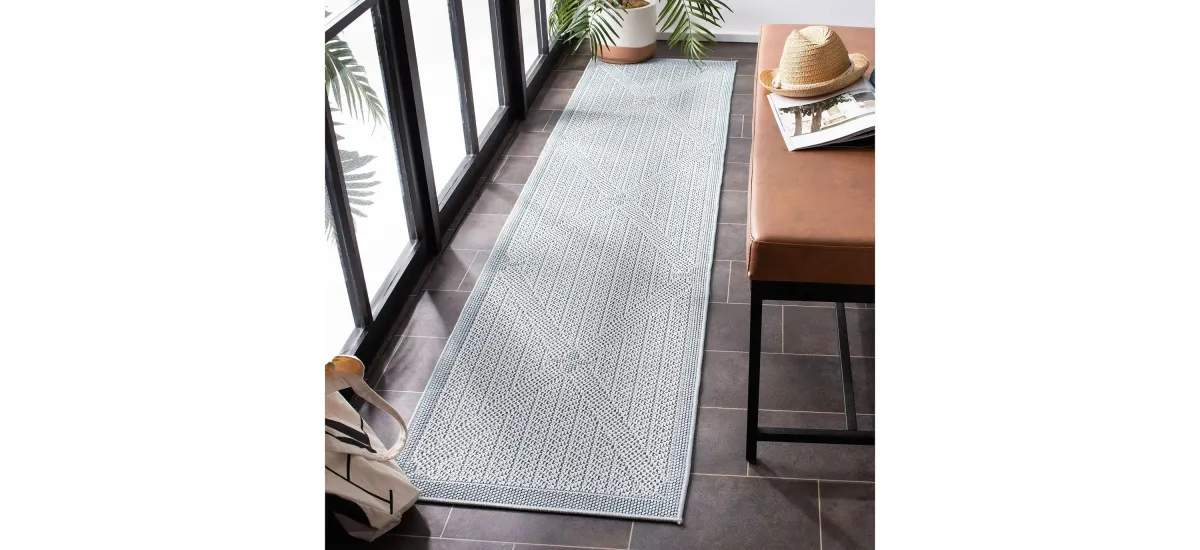 Bermuda Wide Diamond Indoor/Outdoor Runner Rug