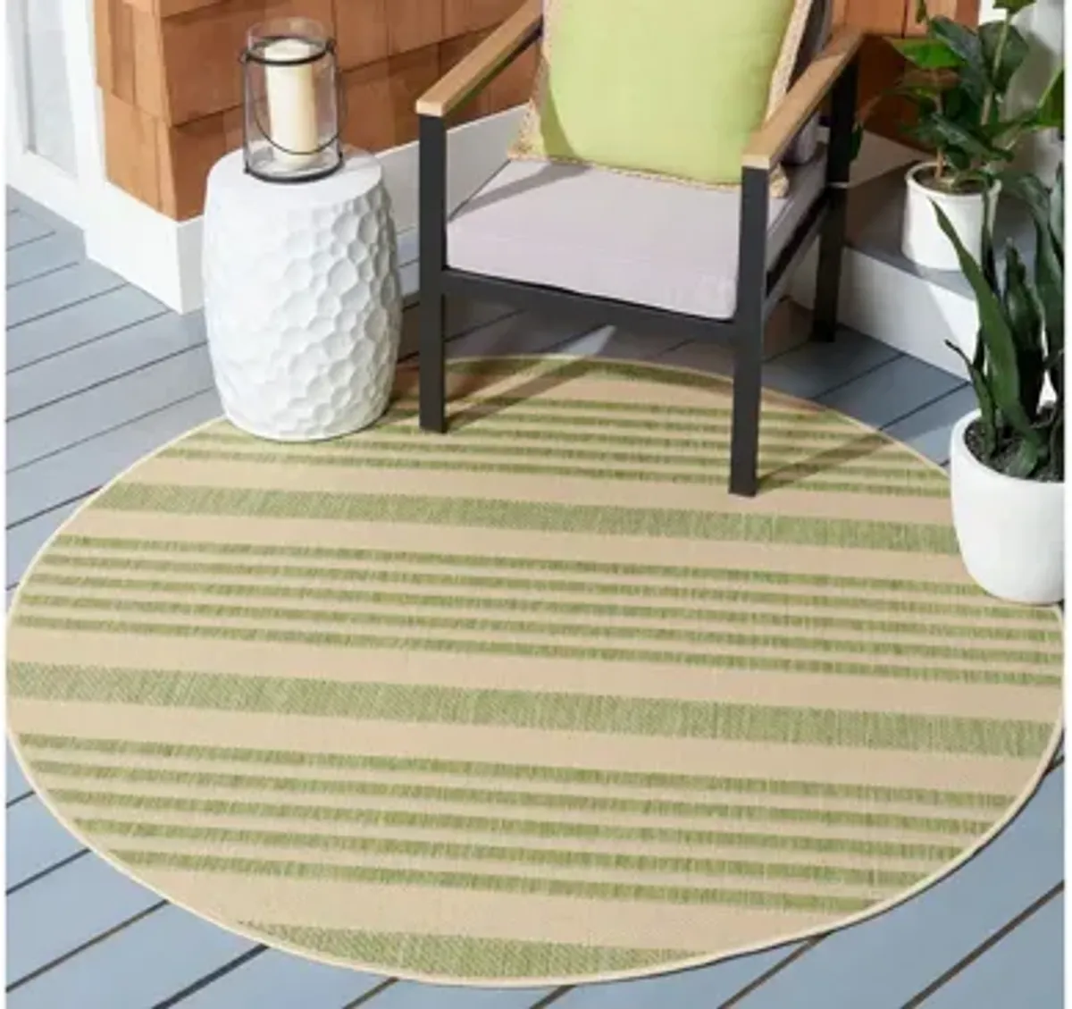 Courtyard Indoor/Outdoor Area Rug Round