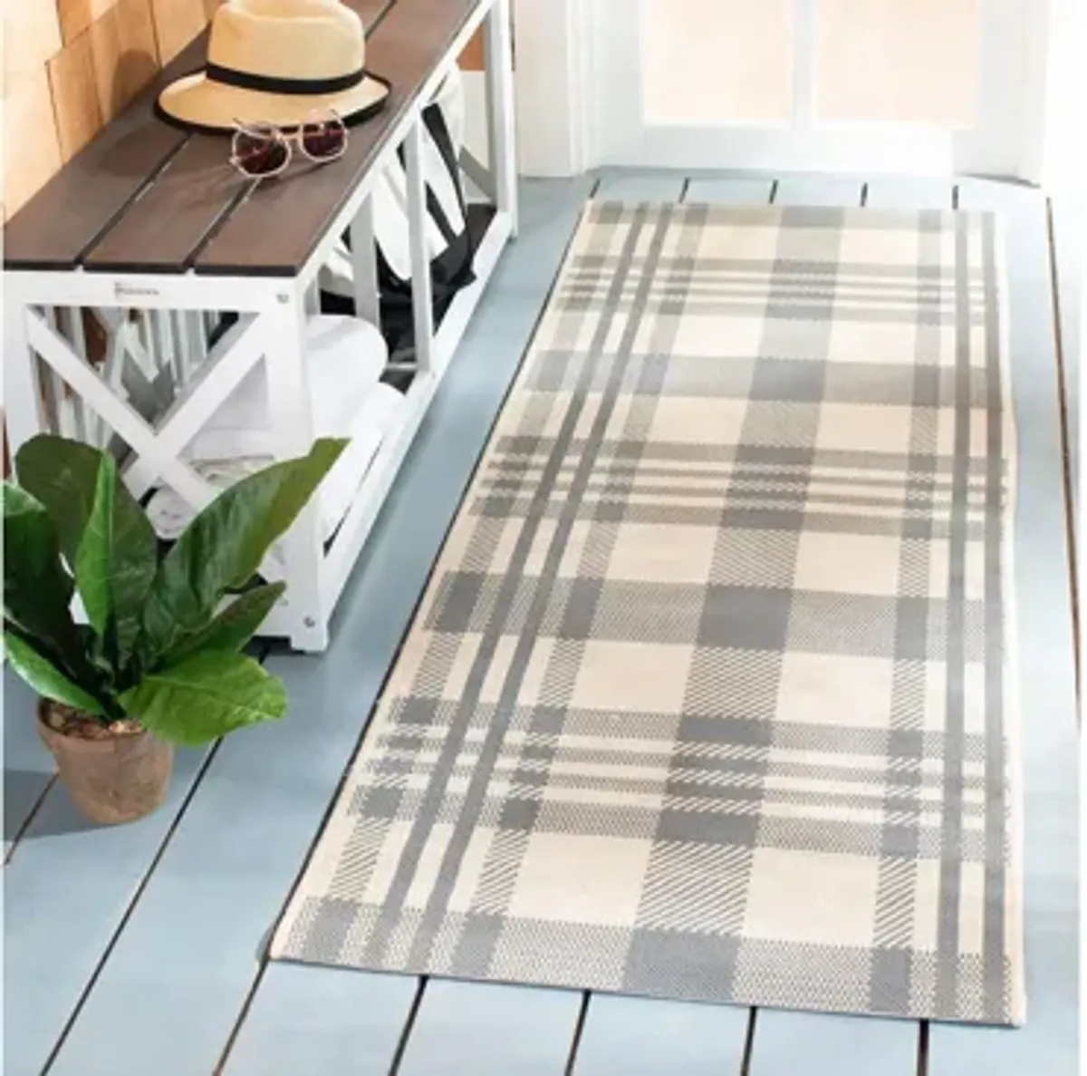 Courtyard Plaid Indoor/Outdoor Runner Rug