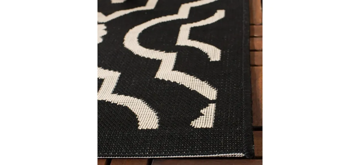 Courtyard Key Indoor/Outdoor Area Rug
