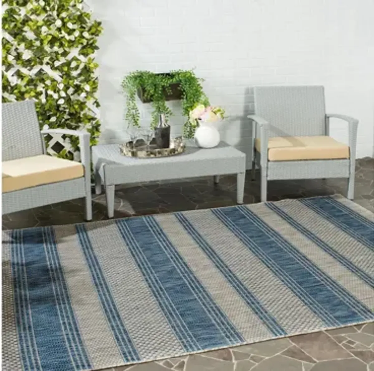 Courtyard Waves Indoor/Outdoor Area Rug