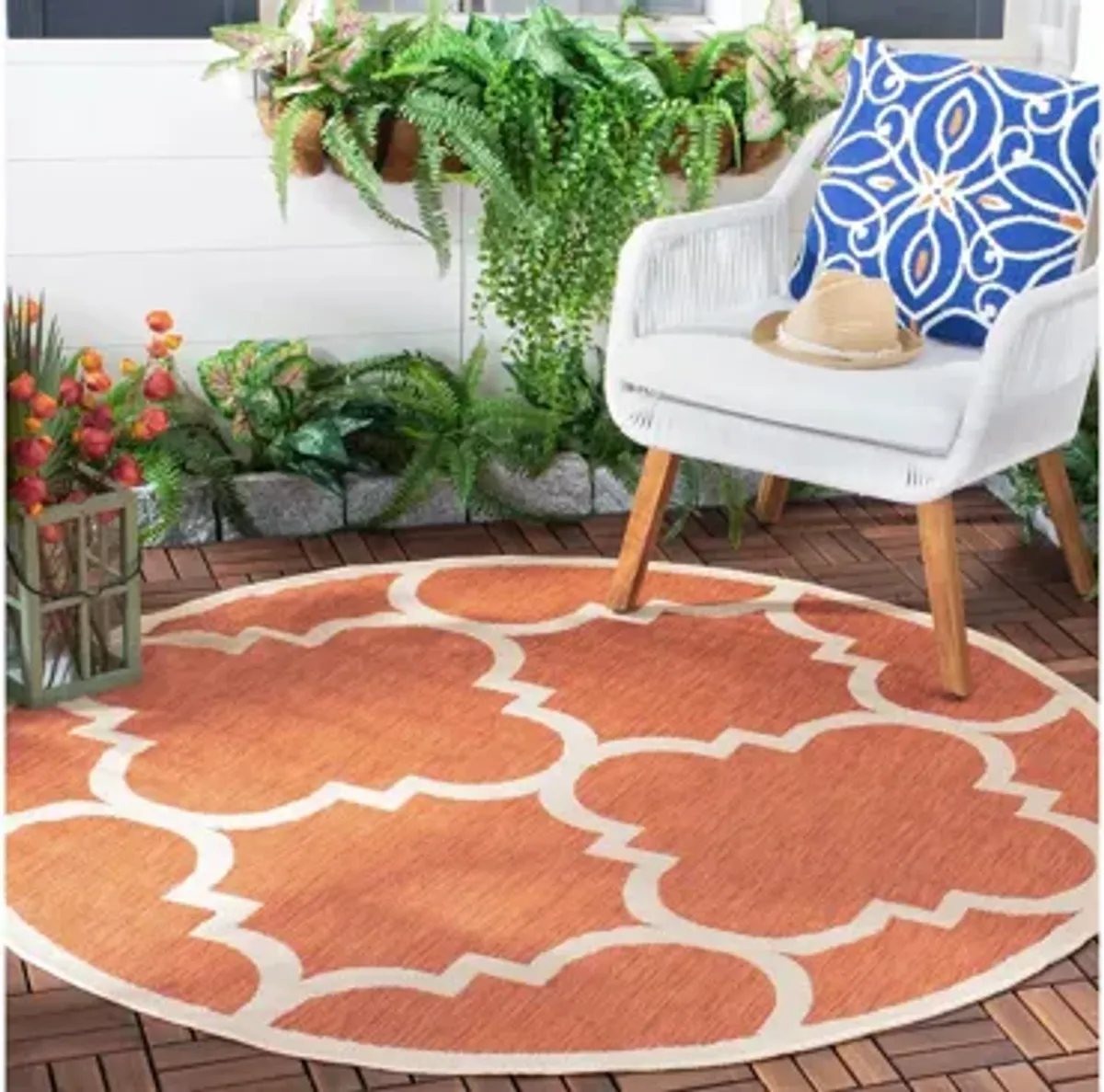 Courtyard Morocco Indoor/Outdoor Area Rug Round