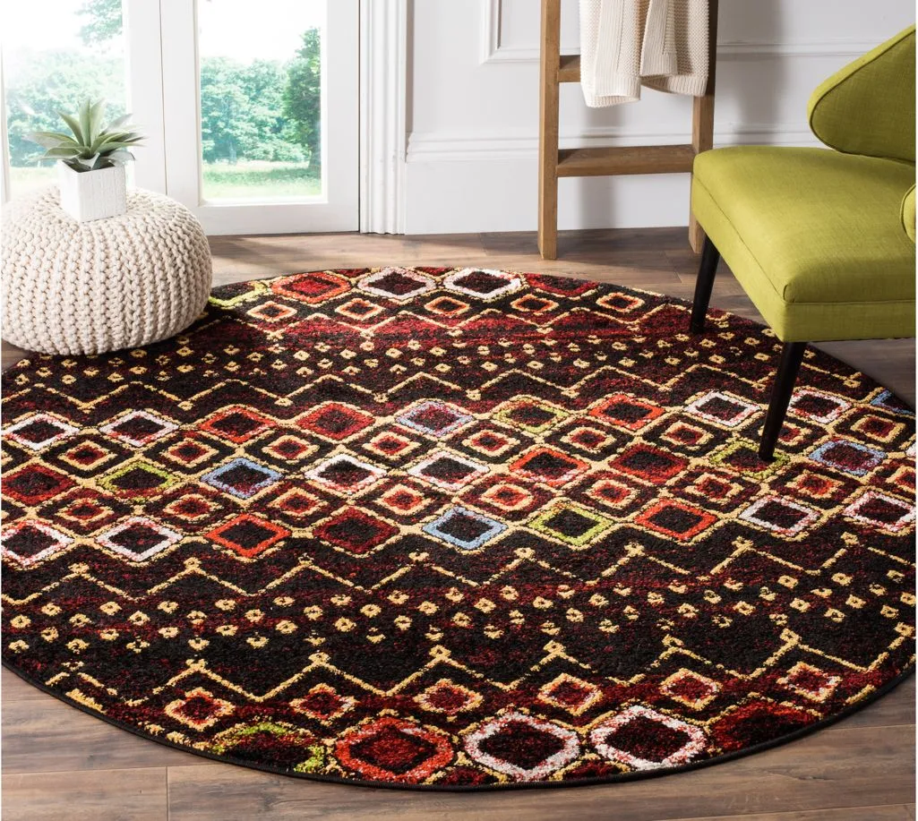 Halen Dark Area Rug Round in Black by Safavieh