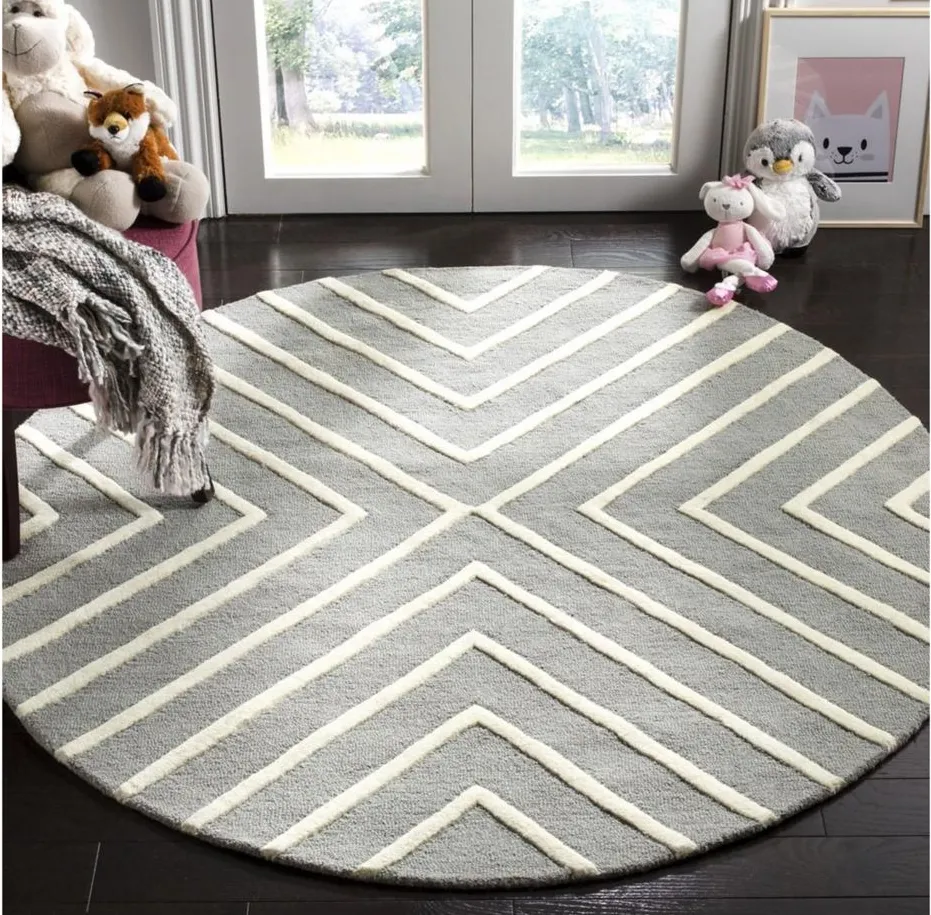 Kerr Kid's Area Rug in Gray/Ivory by Safavieh