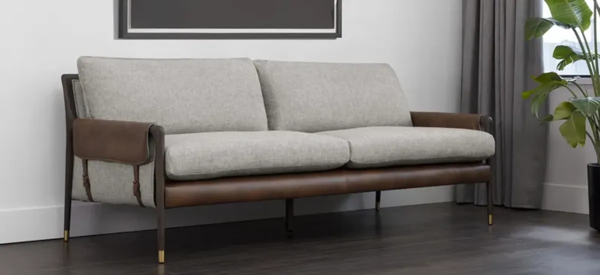 Mauti Sofa