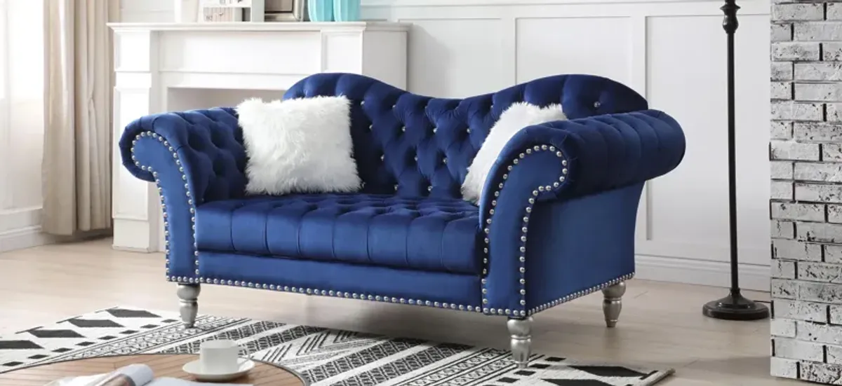 Freeman Loveseat