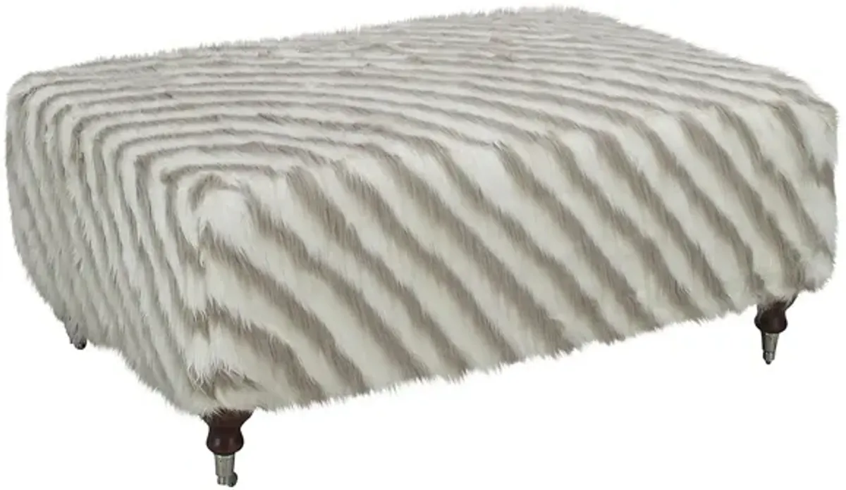 Duchess Cocktail Ottoman