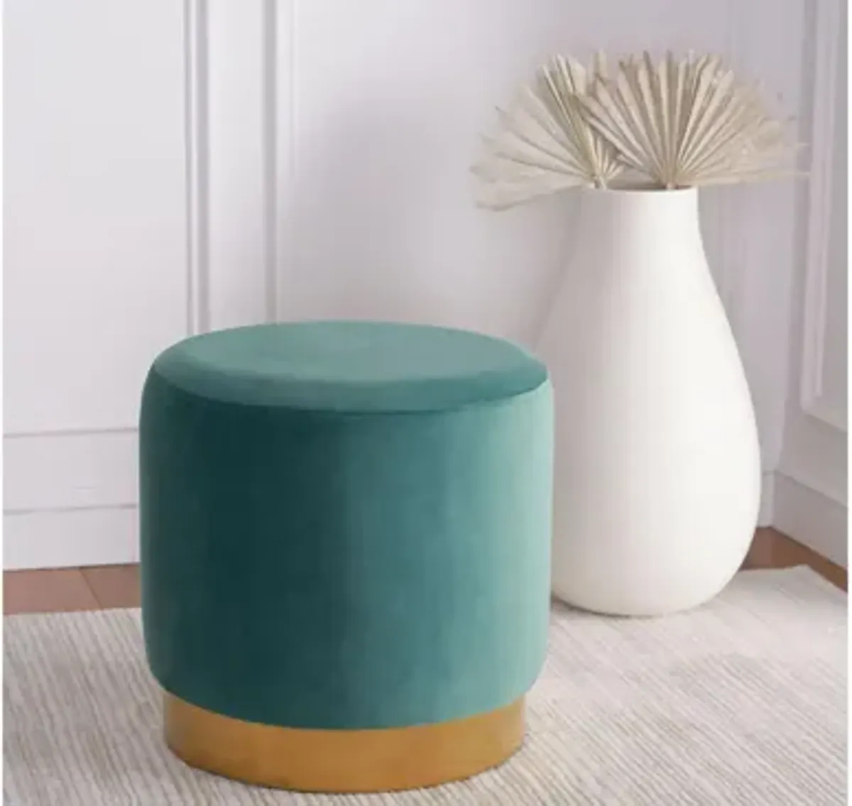 Kumani Round Ottoman