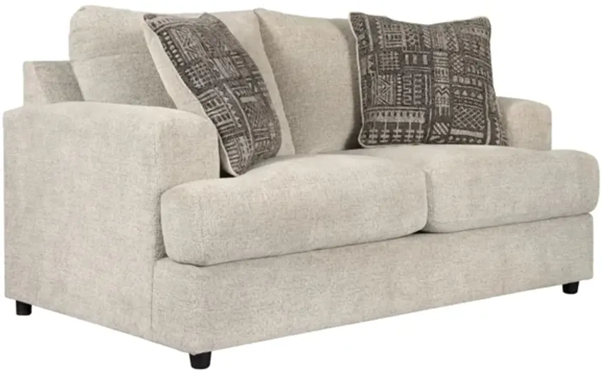 Soletren Loveseat