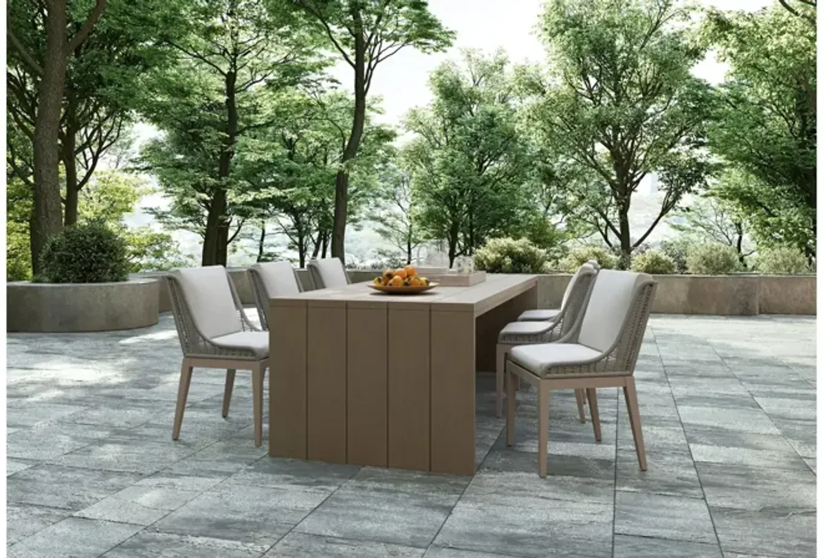 Viga Outdoor Dining Table