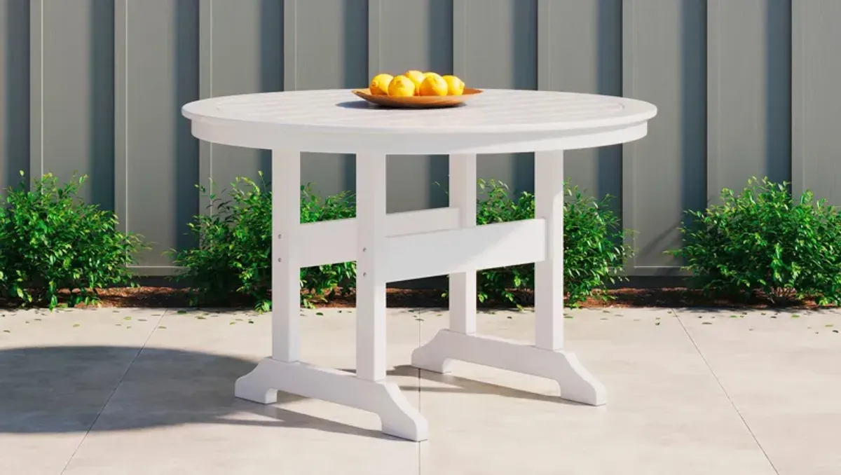 Crescent Luxe Outdoor Dining Table