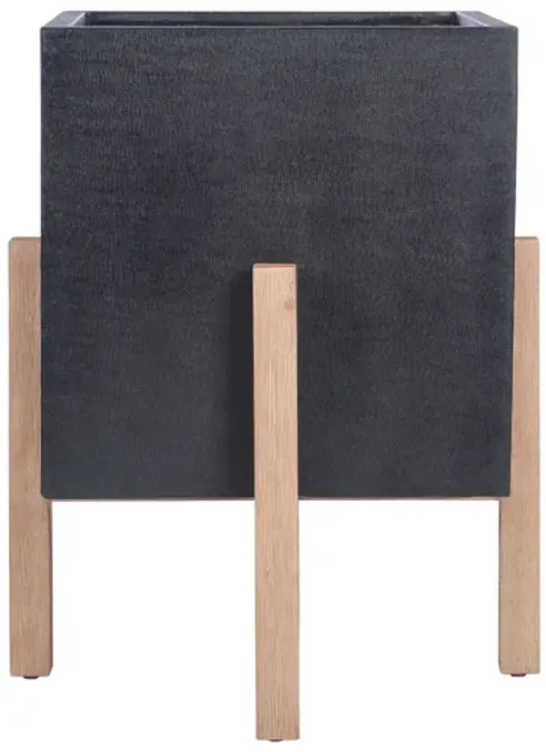 Brizio Outdoor Planter