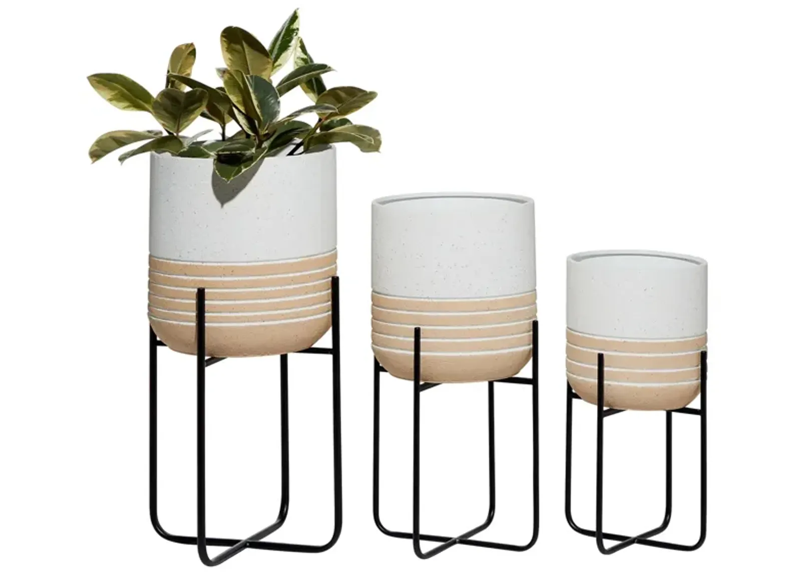 Ivy Collection White Metal Planter Set of 3 in White by UMA Enterprises