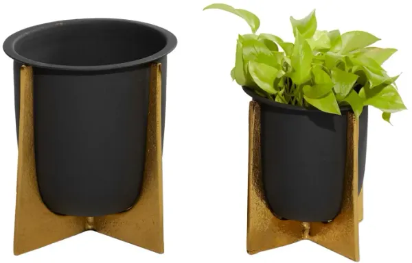 Ivy Collection Black Aluminum Planter Set of 2