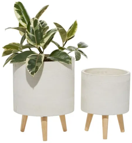 Ivy Collection Zynfi Planter - Set of 2 in White by UMA Enterprises