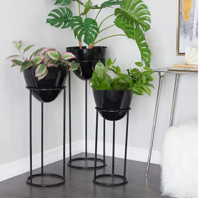 CosmoLiving Adhar Planter Set of 3 in Black by UMA Enterprises