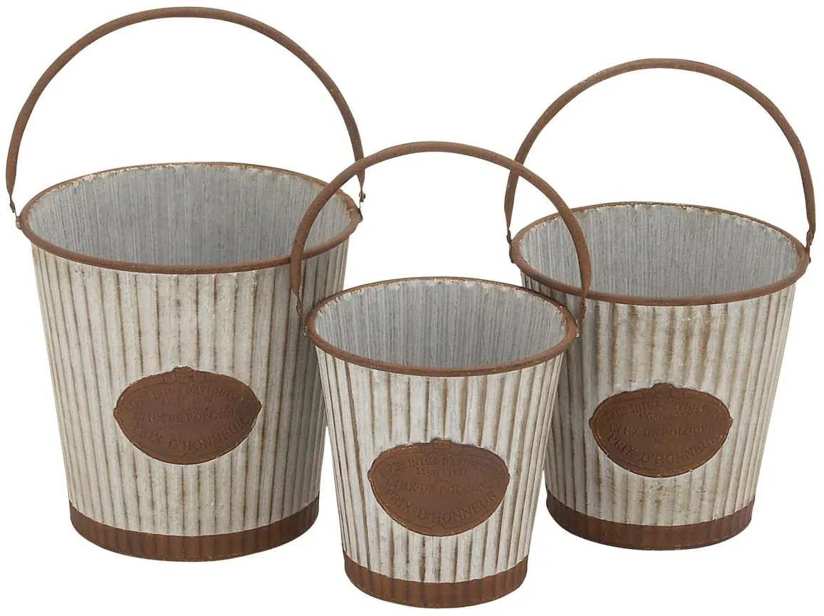 Ivy Collection Silver Tin Planter Set of 3 in Silver by UMA Enterprises