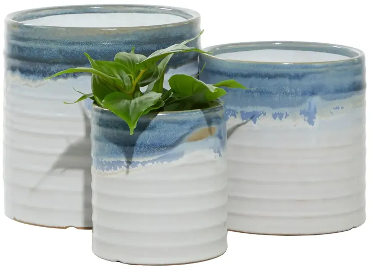 Ivy Collection Snoco Planter Set of 3 in White by UMA Enterprises