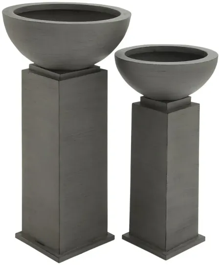 Ivy Collection Gray Metal Planter Set of 2 in Gray by UMA Enterprises