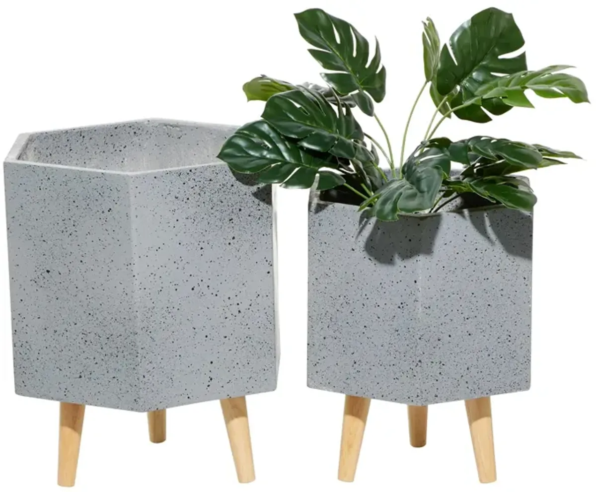 Ivy Collection Vadodara Planter Set of 2 in Gray by UMA Enterprises