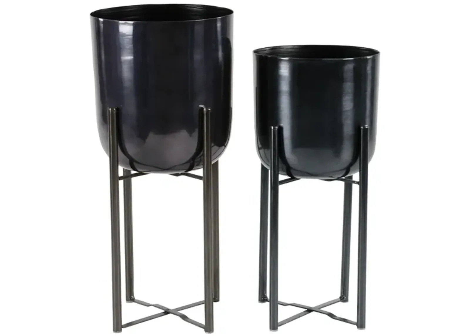 CosmoLiving Handsome Planter Set of 2 in Black by UMA Enterprises