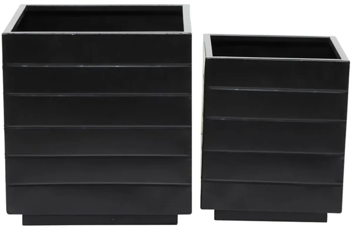 Ivy Collection Dallas Planter Set of 2