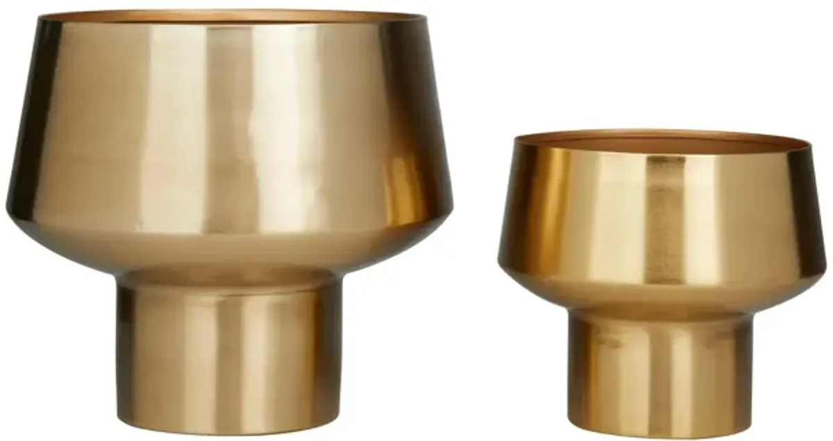 Ivy Collection Gold Metal Planter Set of 2