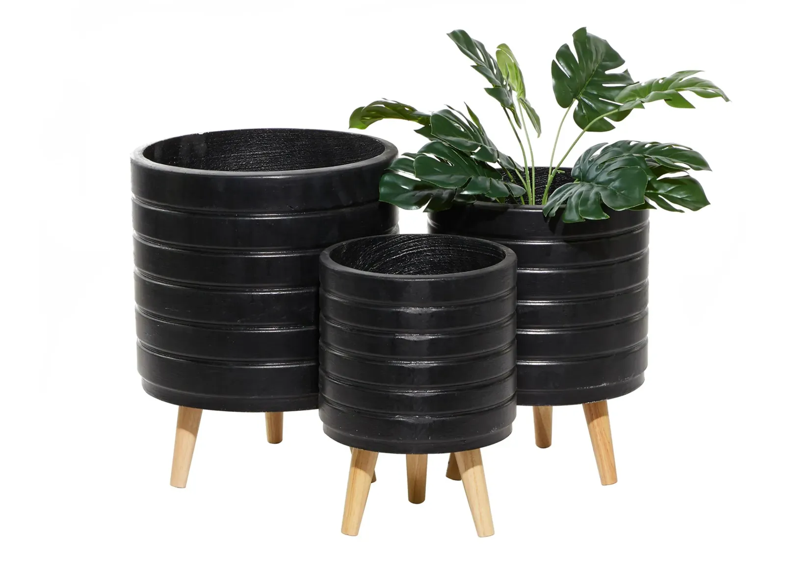 CosmoLiving Youme Planter Set of 3 in Black by UMA Enterprises