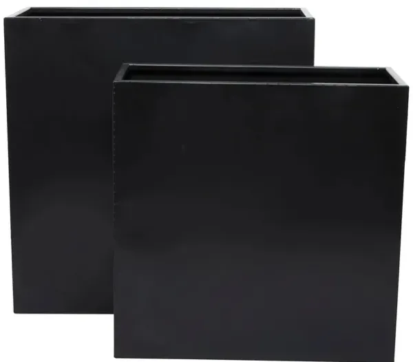 Ivy Collection Zephyrina Planter Set of 2