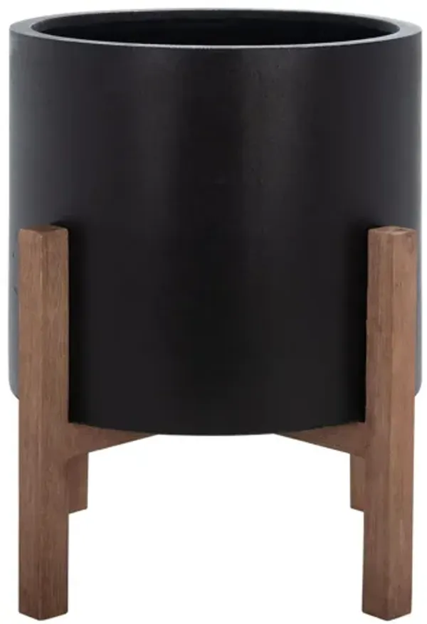 Pate Outdoor Planter