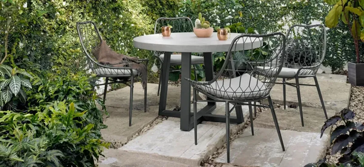 Blithe Round Outdoor Dining Table