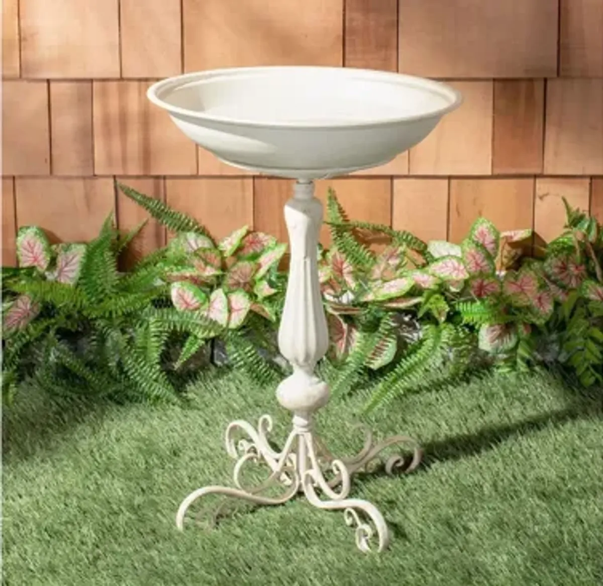 Laban Outdoor Bird Bath
