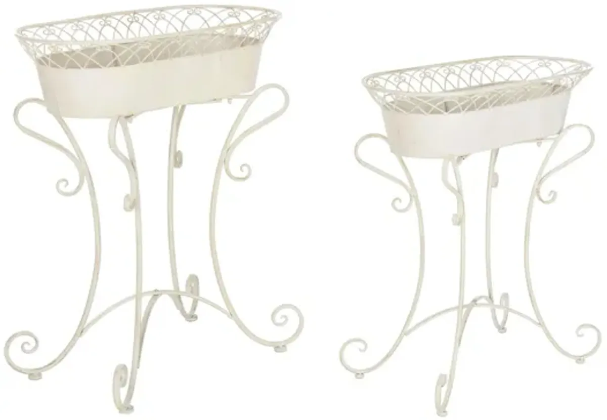 Daire Outdoor Planters