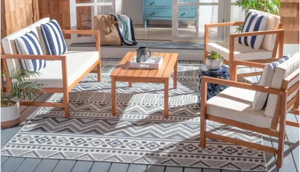 Hinaku 4-pc. Outdoor Set w/ Accent Pillows