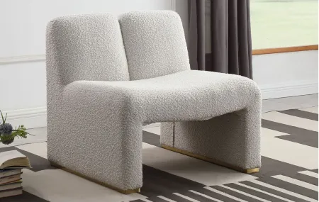 Alta Boucle Fabric Accent Chair in Cream by Meridian Furniture