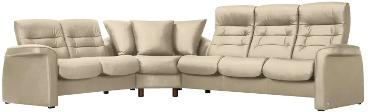 Stressless Sapphire 3-pc. Leather Reclining Sectional Sofa in Paloma Light Grey by Stressless