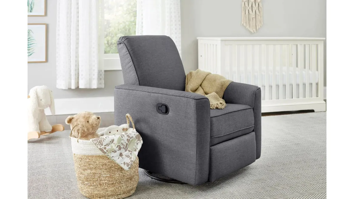 Aspen Manual Swivel Glider Recliner